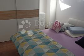 LIJEPI DVOETAŽNI STAN 102.60m2 3s+db - HITNA PRODAJA!!, Viškovo, شقة