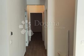 TROGIR-PENTHOUSE S ČAROBNIM POGLEDOM S50, Trogir, Appartamento