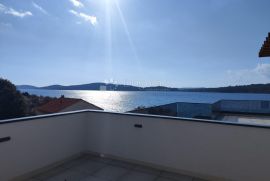 SRIMA - PENTHOUSE DRUGI RED DO MORA S8, Vodice, Apartamento