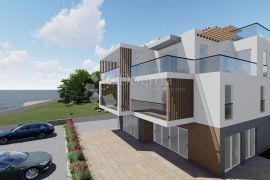 SRIMA - PENTHOUSE PRVI RED DO MORA SJ8, Vodice, Appartamento