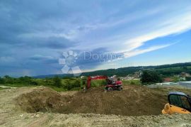 EKSKLUZIVNO! VILLA SA BAZENOM U IZGRADNJI, ŠIRA OKOLICA POREČA, Vižinada, House