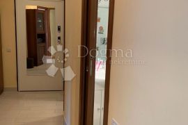 OPATIJA, CENTAR - 3S+DB sa saunom, terasom, garažom i pogledom na more!, Opatija, Appartment