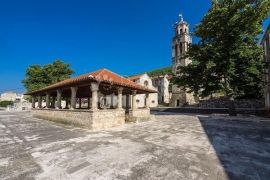 STAMBENO-POSLOVNI OBJEKT, BLATO NA KORČULI, Blato, Σπίτι