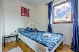 Apartman 80m2 sa pogledom na MORE, Crikvenica, Stan