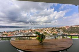 Apartman 80m2 sa pogledom na MORE, Crikvenica, Stan