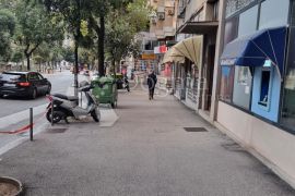 POSLOVNI PROSTOR NA POTOKU, Rijeka, Εμπορικά ακίνητα