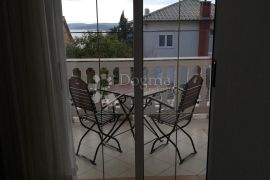 Prilika!! Apartman 61m2 sa terasom 300m od mora, Crikvenica, Daire