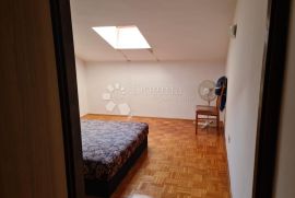 Komforan apartman u centru, Novi Vinodolski, Apartamento