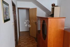 Komforan apartman u centru, Novi Vinodolski, Apartamento