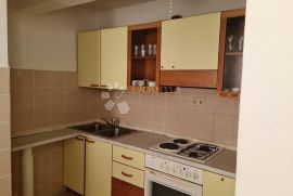 Komforan apartman u centru, Novi Vinodolski, Apartamento