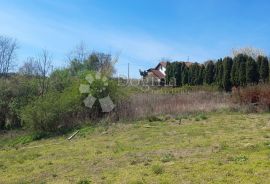 GRAĐEVINSKO ZEMLJIŠTE OKRUŽENO ŠUMOM I ZELENILOM, Sveti Ilija, Земля