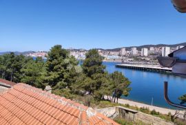 ŠIBENIK-DVOETAŽNI STAN U MANDALINI, Šibenik, Wohnung