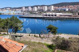 ŠIBENIK-DVOETAŽNI STAN U MANDALINI, Šibenik, Wohnung