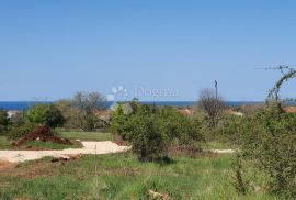 GRAĐEVINSKO ZEMLJIŠTE SA POGLEDOM NA MORE, Poreč, Terrain