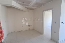 IZVANREDAN STAN U NOVOGRADNJI - CRIKVENICA, Crikvenica, Appartement