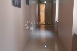 Centar -64m2,ulica Dolac, Rijeka, Commercial property