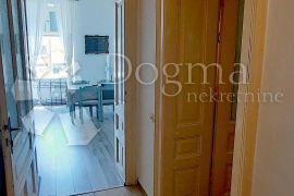 Stan sa 2 apartmana u strogom centru Opatije, Opatija, Appartamento