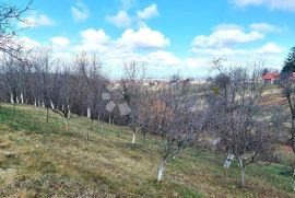 ATRAKTIVNO ZEMLJIŠTE NA MALOM VRHU, Gornji Kneginec, Terreno