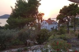 OTOK PRVIĆ - VEĆA KUĆA NADOMAK PLAŽE I MORA, Vodice, Maison