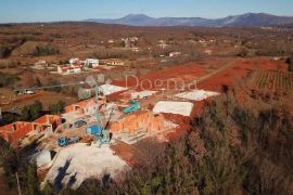 PREKRASNA DVOJNA VILA NA MIRNOJ LOKACIJI, Labin, Casa