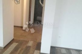 Poslovni prostor 104 m², Viškovo, Gewerbeimmobilie