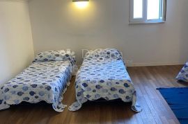 MALI LOŠINJ, DVOETAŽNI STAN U CENTRU, Mali Lošinj, Appartement