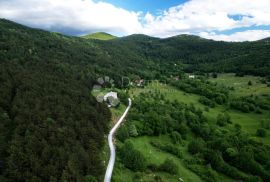 GRAĐEVINSKO ZEMLJIŠTE SA KUĆOM T-1 ZA HOTEL NA JEDINSTVENOJ LOKACIJI, Senj, أرض