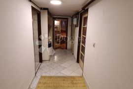 PRODAJA STANA MAKSIMIR, 85m², 4S+DB, SUTEREN, Zagreb, Flat