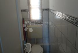 CENTAR, MINUTA OD KORZA 38 m², 2S, Rijeka, Gewerbeimmobilie