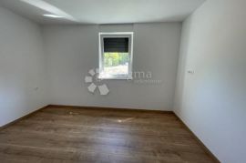 Luksuzna novogradnja apartman 98 m²+38 m² sa bazenom Malinska, Malinska-Dubašnica, Appartamento