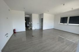 Luksuzan apartman 98 m² Malinska novogradnja (150 m od mora), Malinska-Dubašnica, Appartment