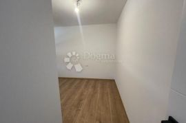 Luksuzan apartman 98 m² Malinska novogradnja (150 m od mora), Malinska-Dubašnica, Appartment