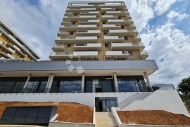 KANTRIDA NOVOGRADNJA PENTHOUSE 3S+DB, Rijeka, Flat