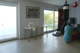 SMART HOUSE -Šestine- 357m2 sa bazenom, Zagreb, Casa