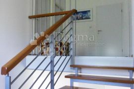 SMART HOUSE -Šestine- 357m2 sa bazenom, Zagreb, Casa