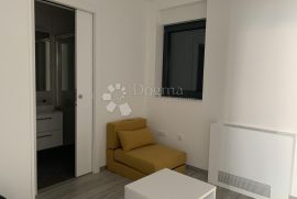 Dvoetažni apartman s bazenom u novogradnji-Malinska, Malinska-Dubašnica, Kвартира