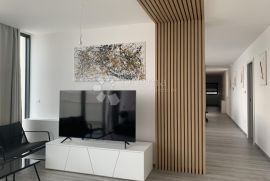 Penthouse u novogradnji, Malinska-Dubašnica, Stan