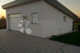 Luksuzna kuća u mirnom djelu Varaždina, Varaždin, Casa