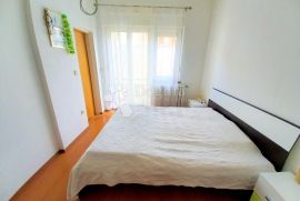 Stan na divnoj lokaciji u centru Pule!, Pula, Apartamento