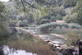 Imanje na predivnoj lokaciji uz Koranu, Slunj, بيت