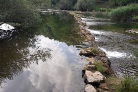 Imanje na predivnoj lokaciji uz Koranu, Slunj, بيت