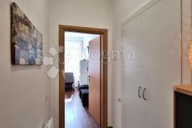 Jelićeva ulica komforan 1SKL 42 m², Rijeka, Appartement