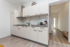 Apartmanska kuća s panoramskim pogledom na more, Poreč, Haus