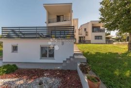 Apartmanska kuća s panoramskim pogledom na more, Poreč, Haus