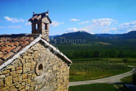 LIVADE , okolica, dvije kamene kuće sa pogledom na Motovun, Oprtalj, Kuća