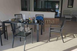 MALINSKA, dvoetažni 3S+DB apartman, Malinska-Dubašnica, Kвартира