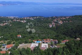 OPATIJA, POLJANE- KUĆA SA DVA DVOETAŽNA STANA DVA BAZENA I PANORAMSKI POGLED!, Opatija - Okolica, Casa