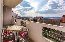 Jadranovo kuća sa sedam apartmana, Crikvenica, House