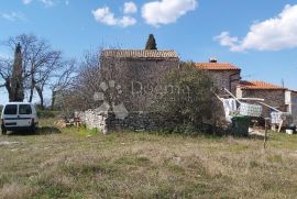 Atraktivno zemljište u okolici Rovinja, Rovinj, Land