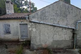 KAMENA KUĆA S PREDIVNIM POGLEDOM NA MORE I CRES I LOŠINJ, Mošćenička Draga, Kuća